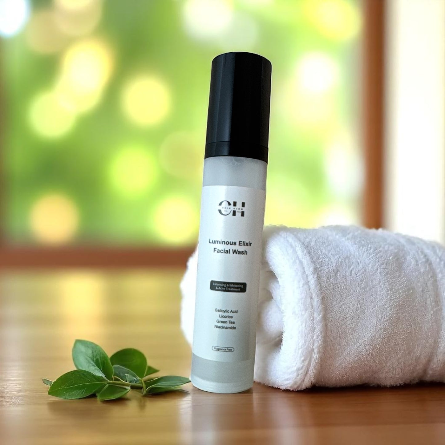 CH Skin Glow Luminous Elixir Facial Wash – BHA, Vit.C, Hyaluronic,Green tea extract and Licorice Root.